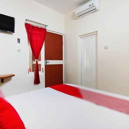 Syariah Cozy Residence Malang Exterior photo