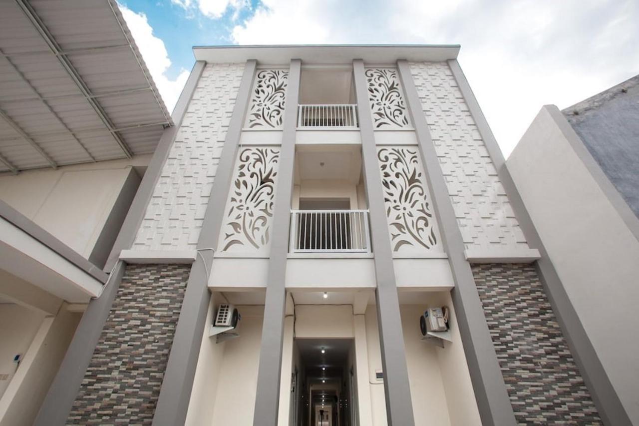 Syariah Cozy Residence Malang Exterior photo